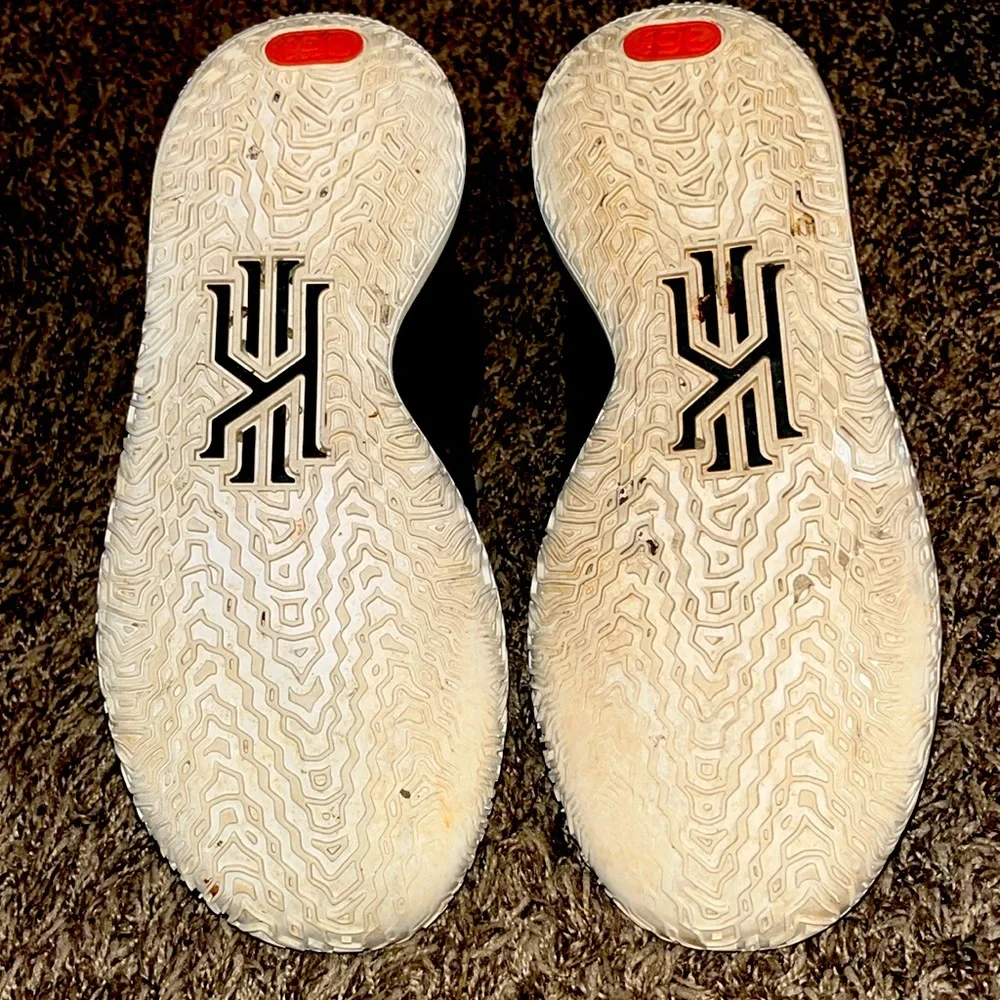 Nike Kyire 7 RayGuns - Picture 5 of 6